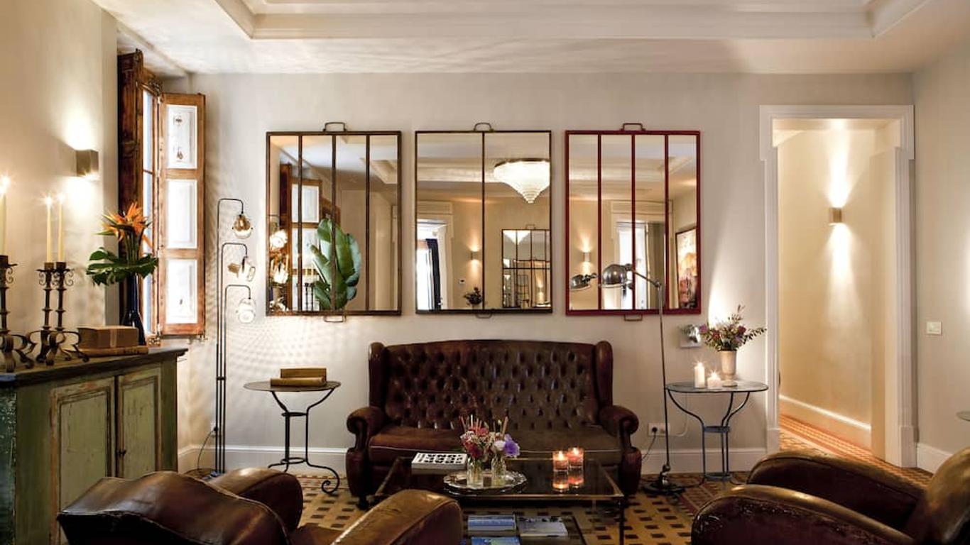 We Boutique Hotel