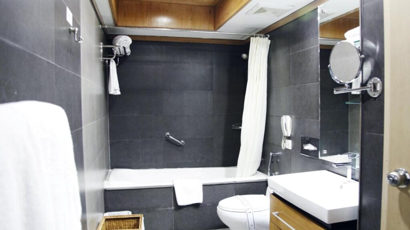 Platinum Suites