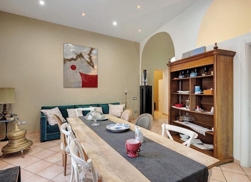 Dining room Photo