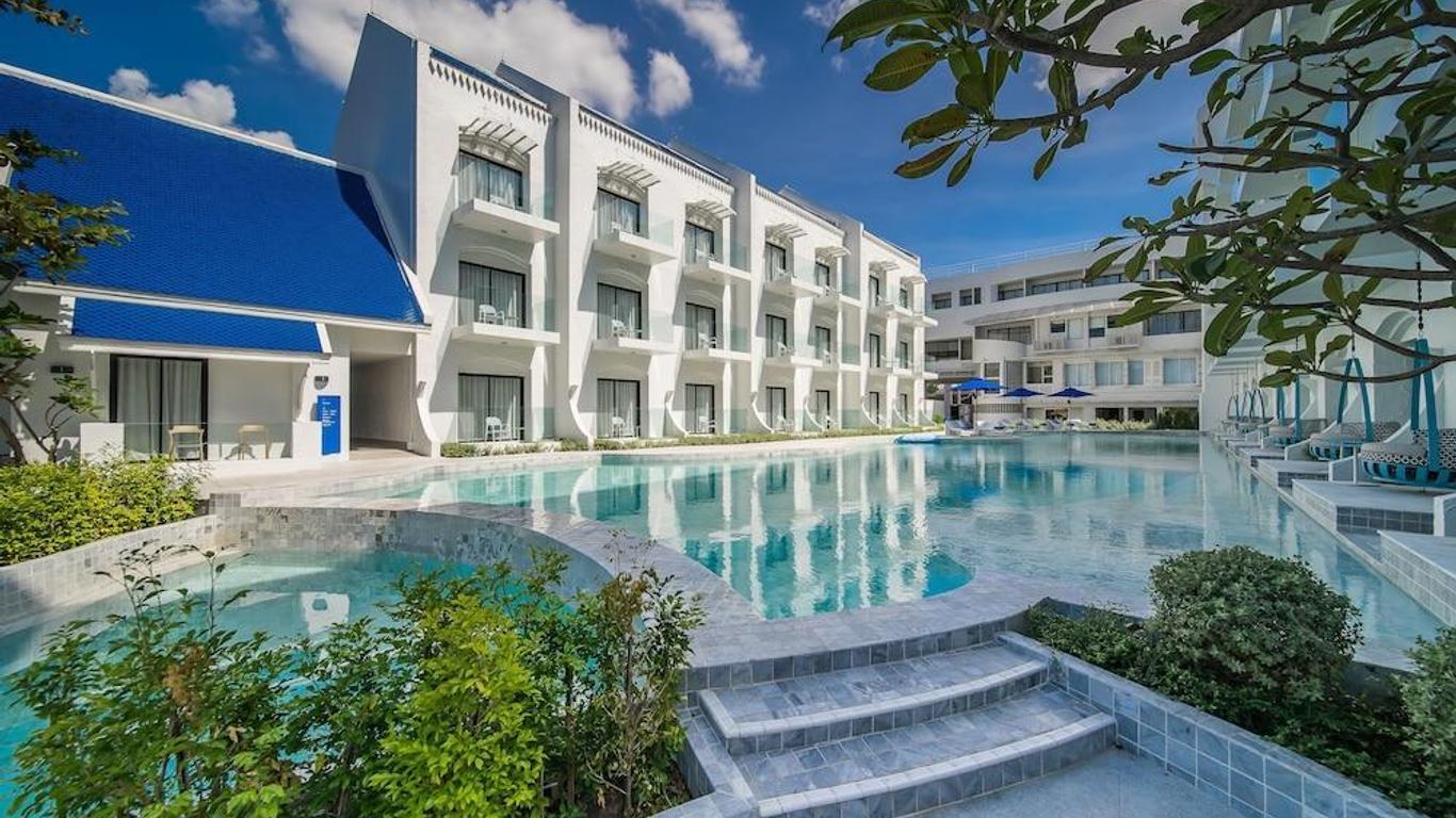 Naklua Beach Resort