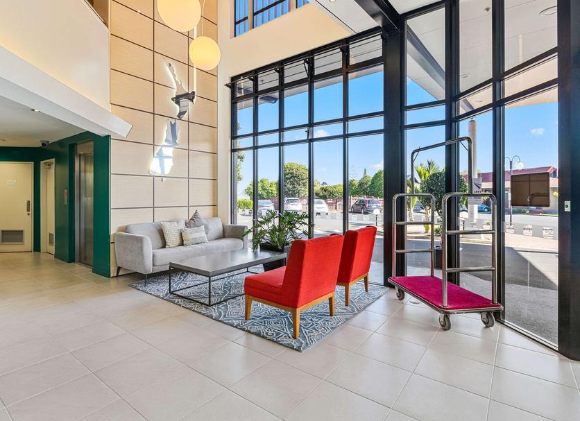 Lobby Photo