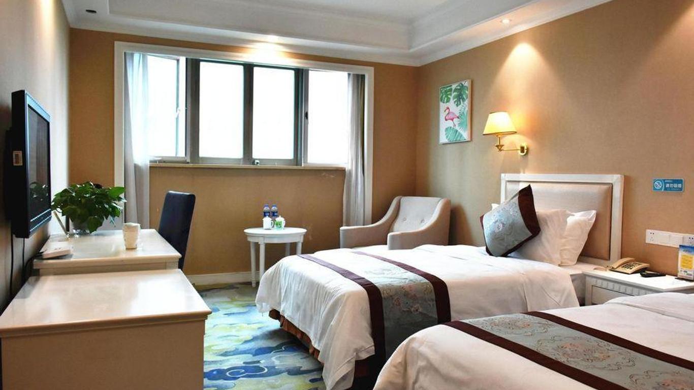 Fengyi Hotel