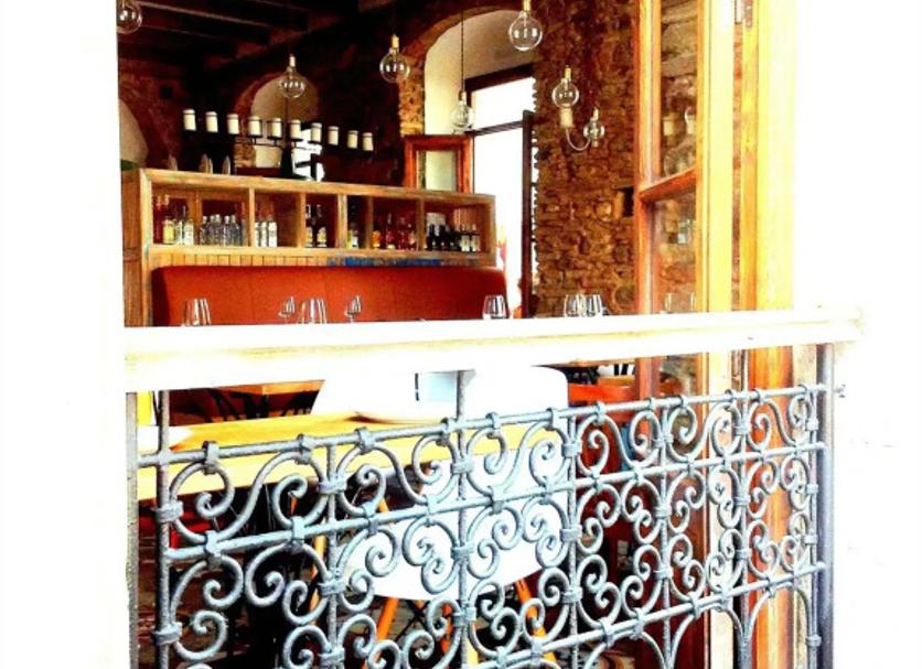 Bar Photo