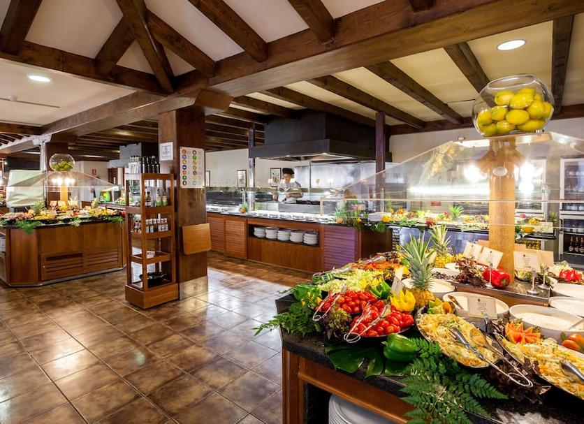 Buffet Photo