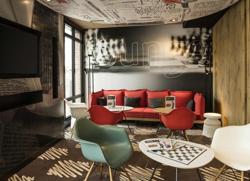 Lounge Photo