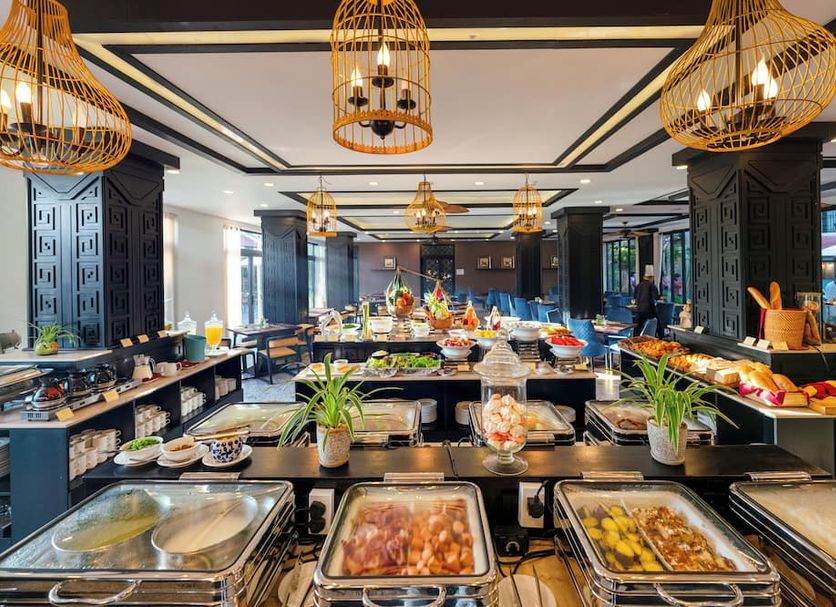 Buffet Photo