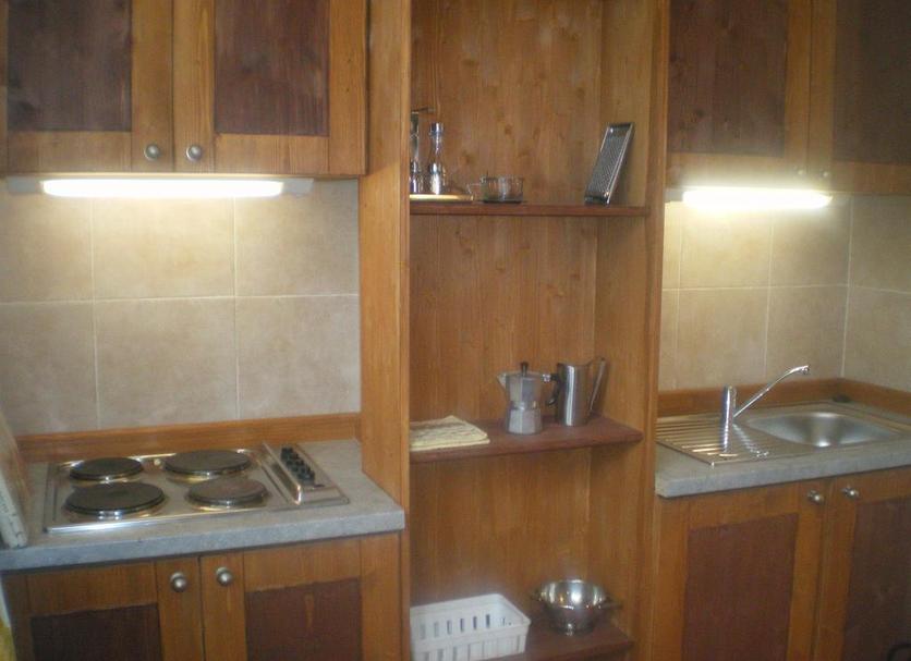 Kitchen Photo
