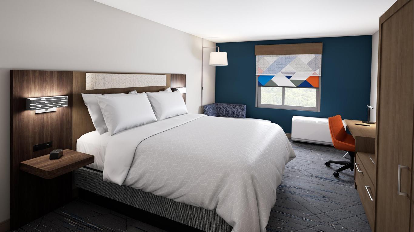 Holiday Inn Express & Suites Dallas Park Central Northeast, An IHG Hotel