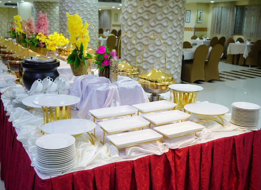 Buffet Photo