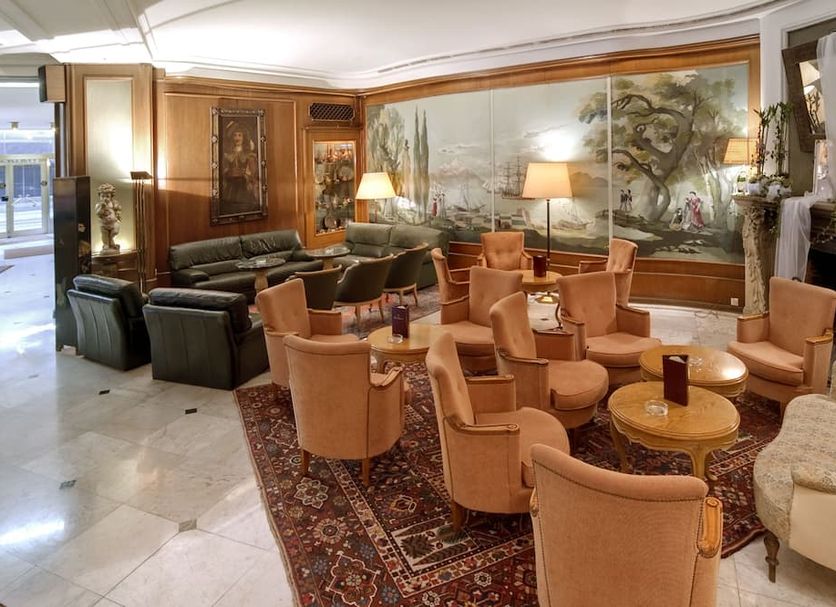 Lounge Photo