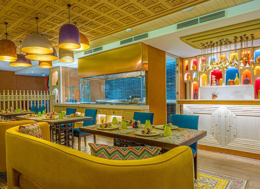 Restaurant Photo