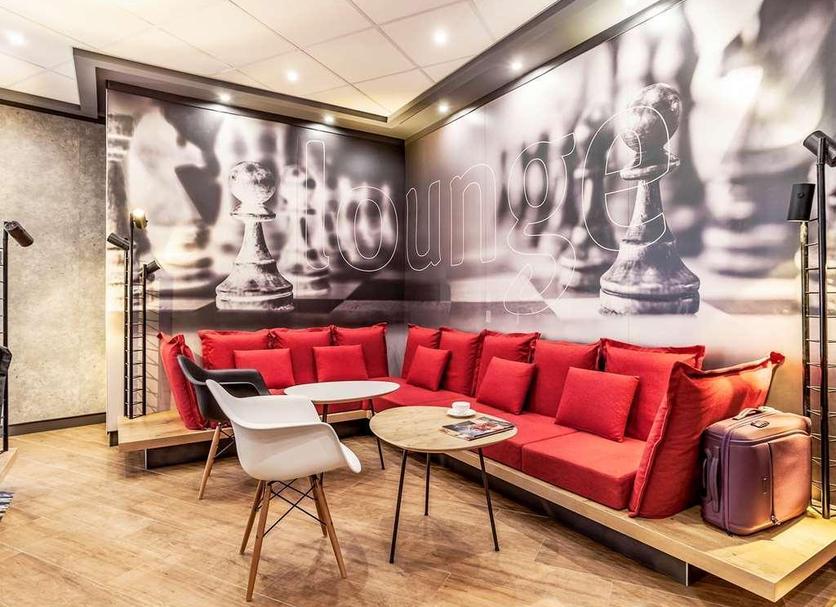 Lounge Photo