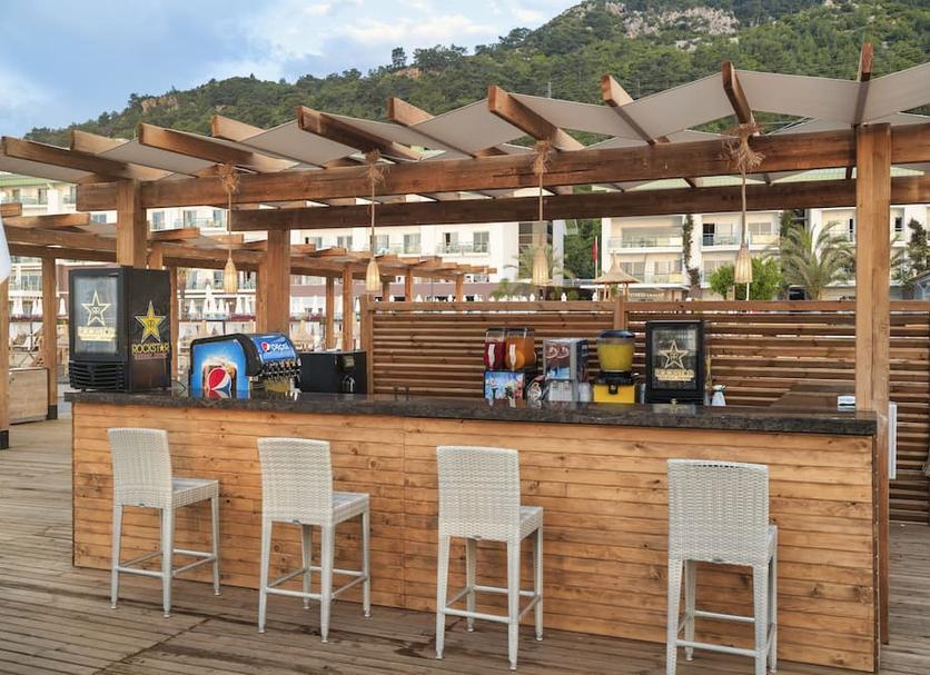 Bar Photo