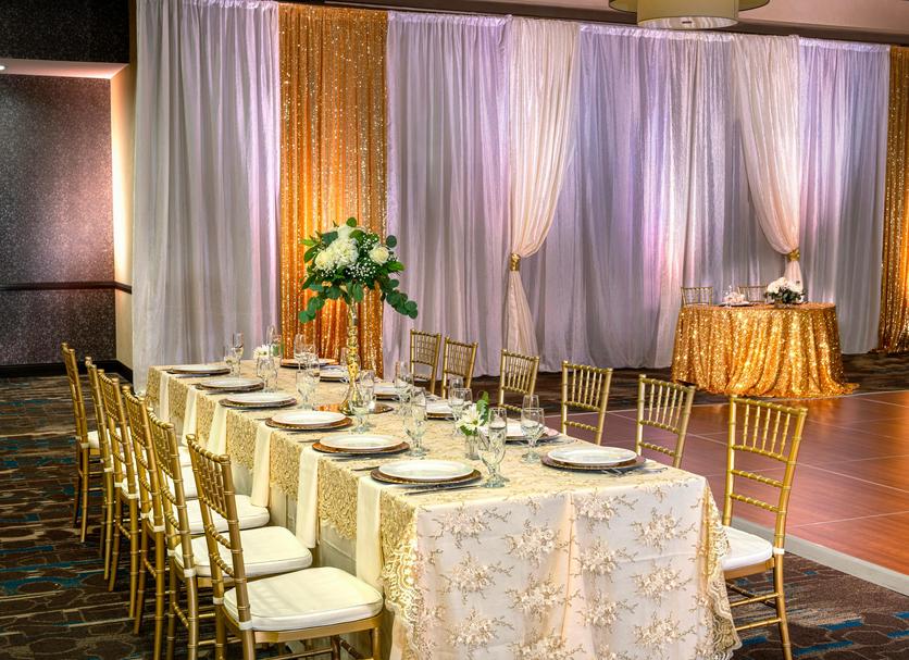 Banquet hall Photo