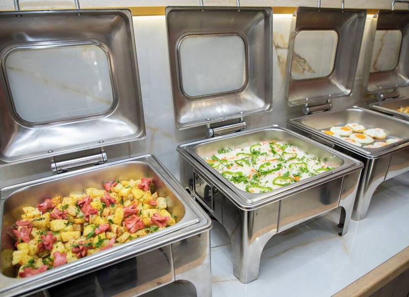 Buffet Photo