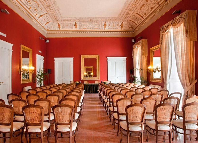 Conference room Photo