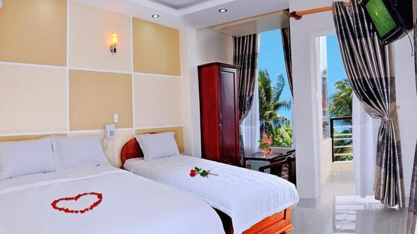 Rosy Hotel