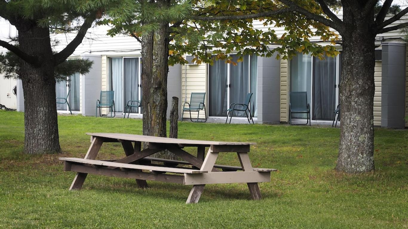 Ambassador Motel