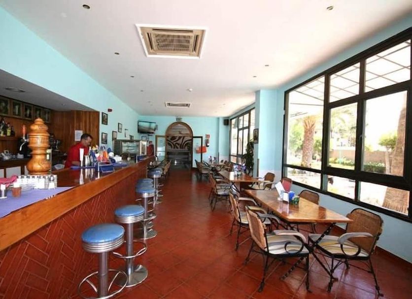 Bar Photo