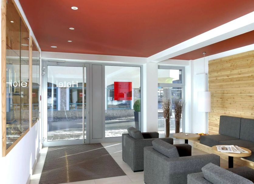 Lobby Photo