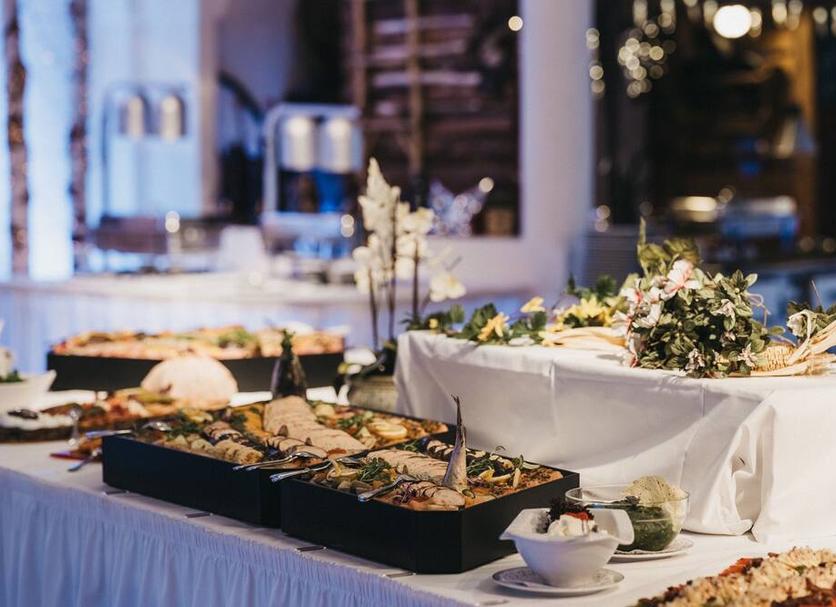 Buffet Photo