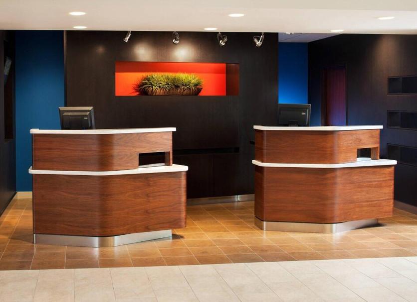 Front desk Photo