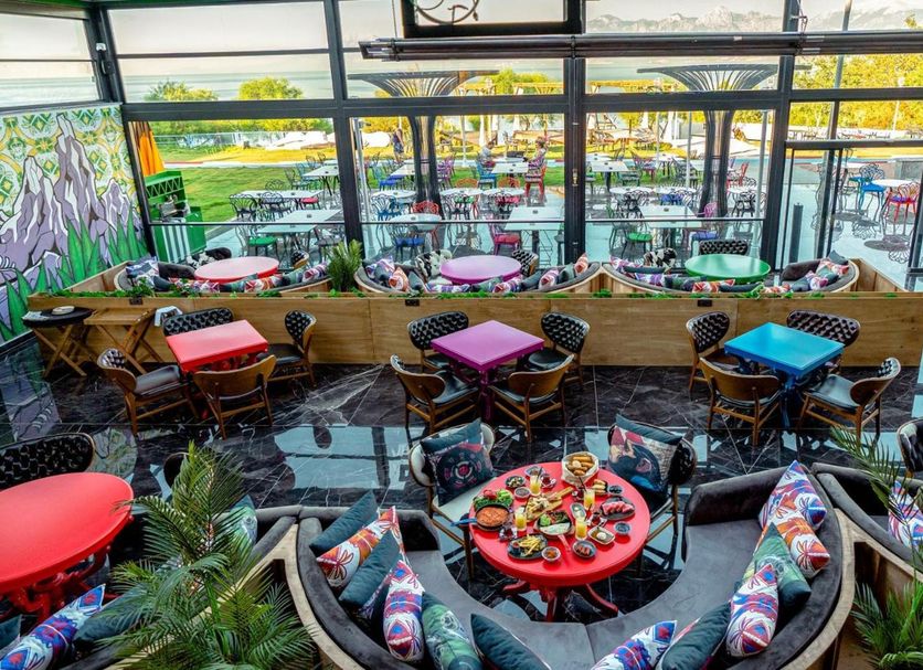 Restaurant Photo