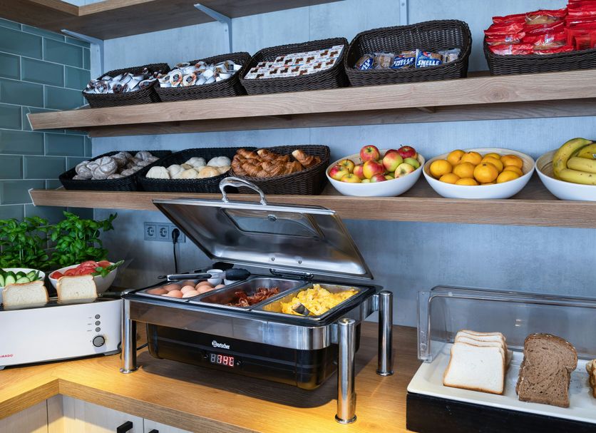 Buffet Photo