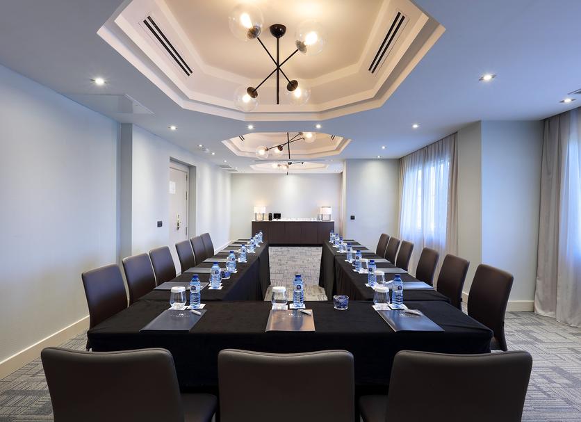 Conference room Photo