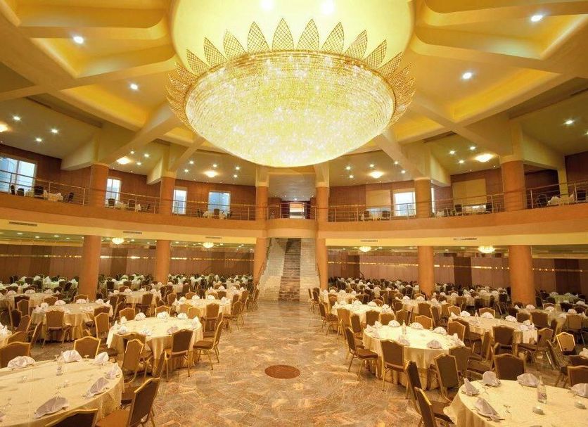 Banquet hall Photo