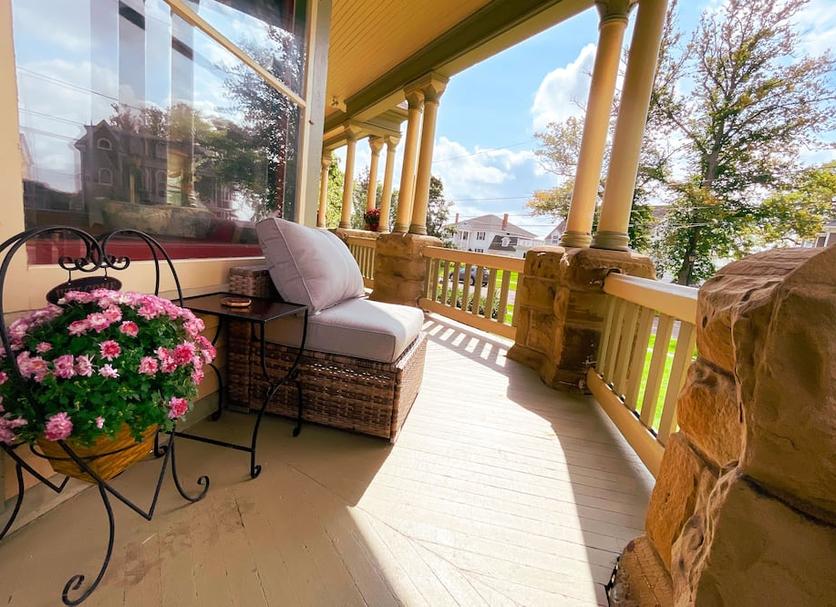 Balcony Photo