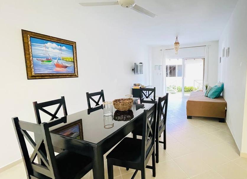Dining room Photo