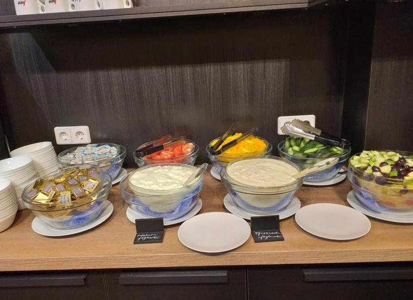 Buffet Photo