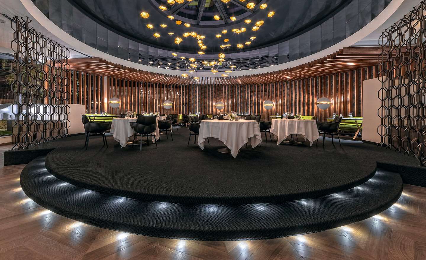 Banquet hall