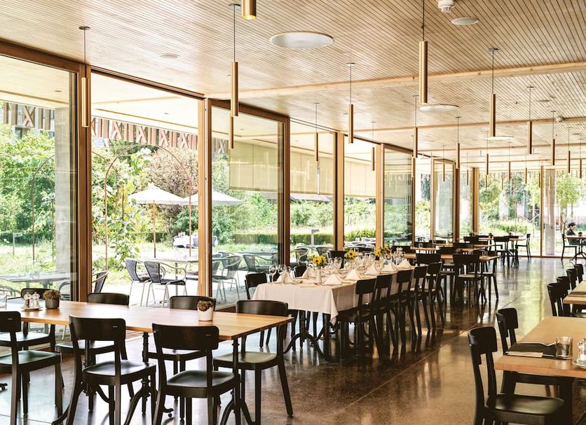 Restaurant Photo