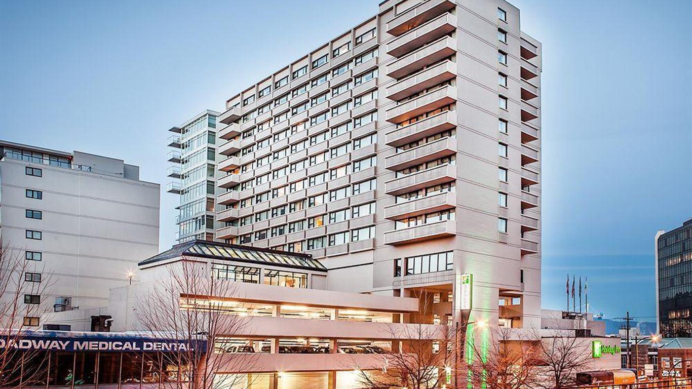 Holiday Inn Vancouver-Centre (Broadway)