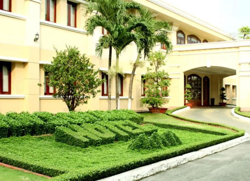 Building Photo
