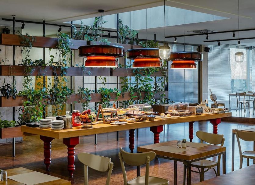 Restaurant Photo