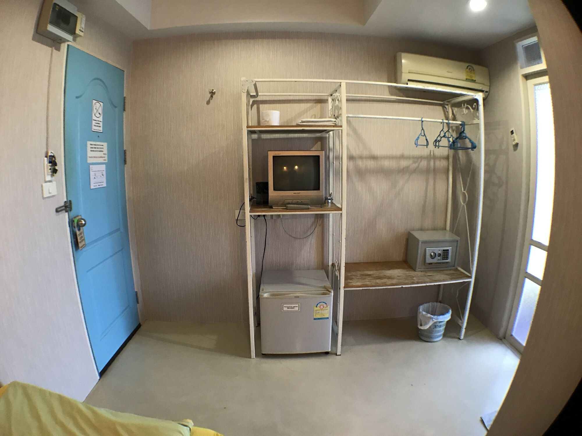 Room amenity