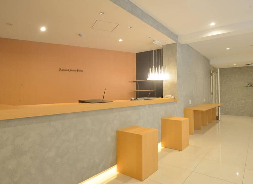 Front desk Photo