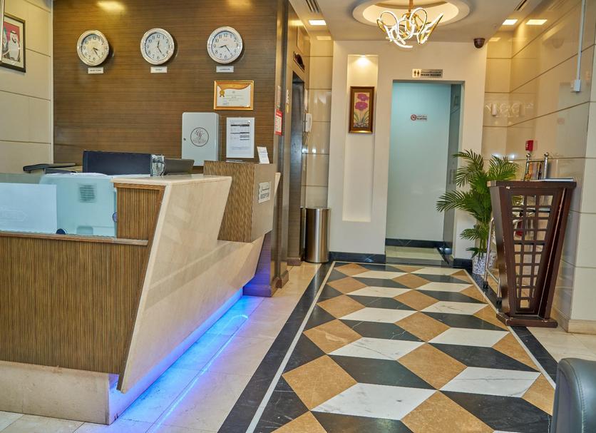 Front desk Photo