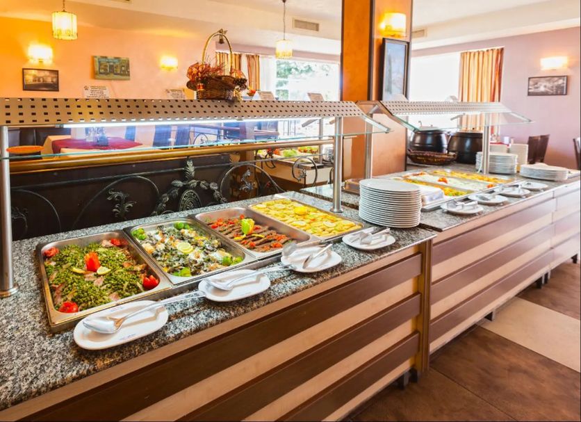 Buffet Photo