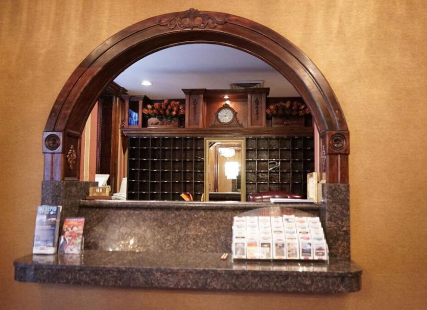 Front desk Photo