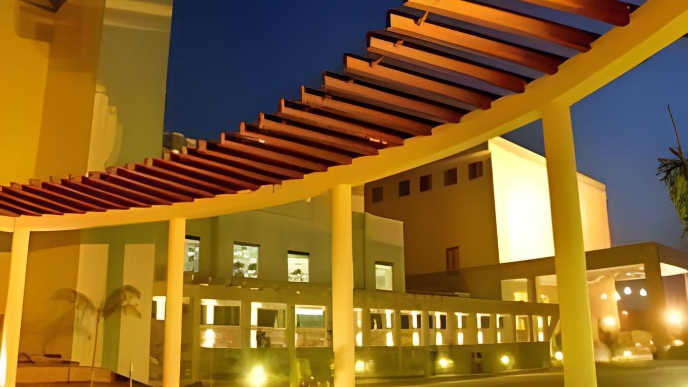 Cambay Grand Kukas