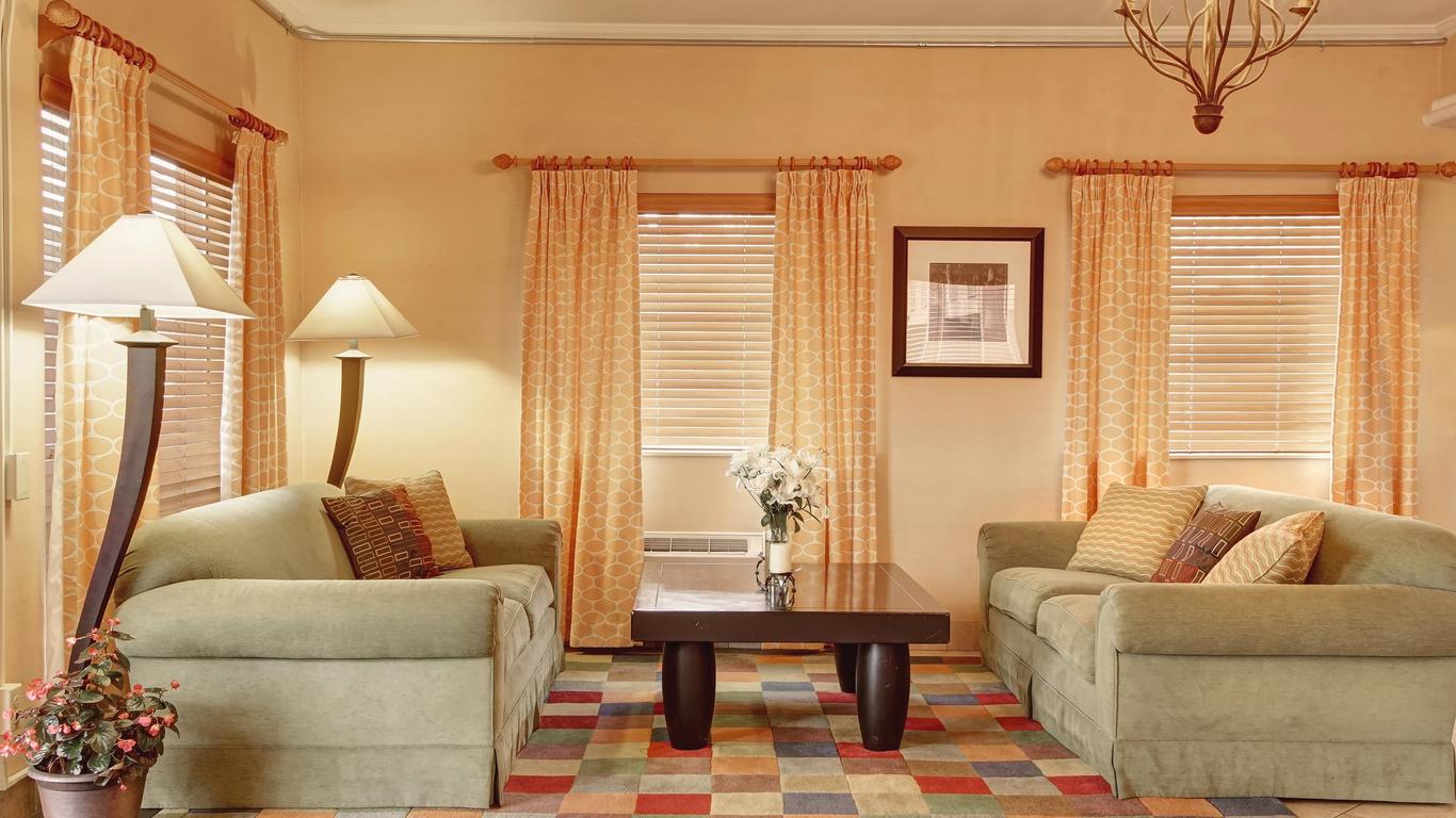 Phoenix Inn Suites South Salem