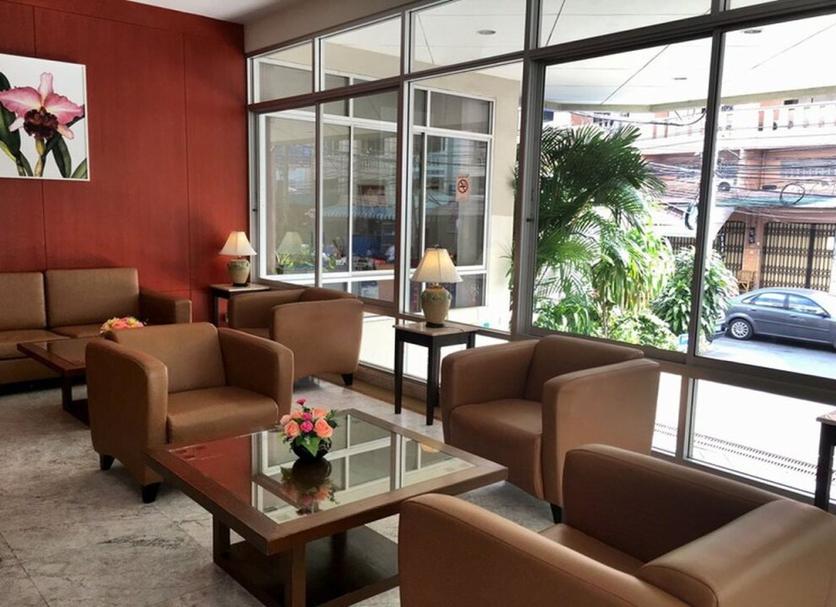Lounge Photo