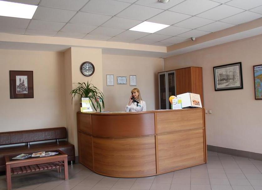 Front desk Photo