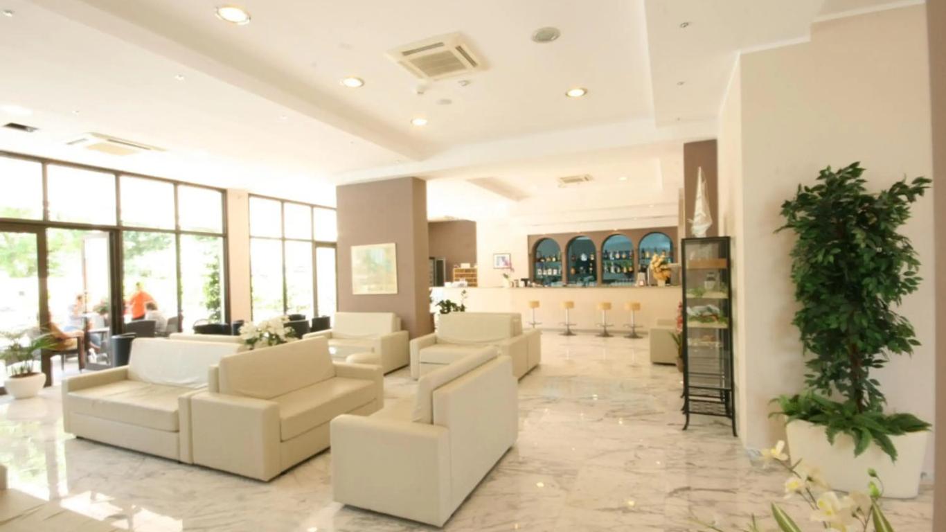 Hotel Excelsior