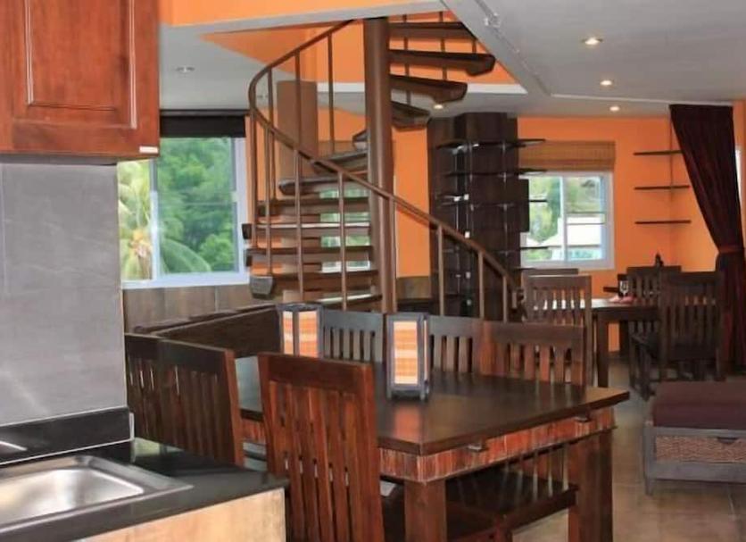 Dining room Photo
