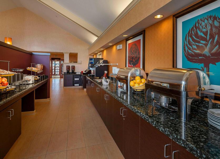 Buffet Photo